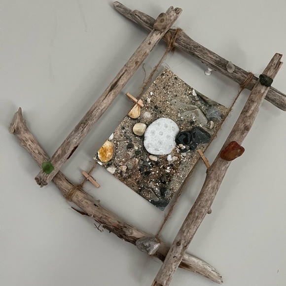 Lake Michigan Driftwood and Fossil and sea glass Memory Catcher / photo frame - Picture 3 of 5
